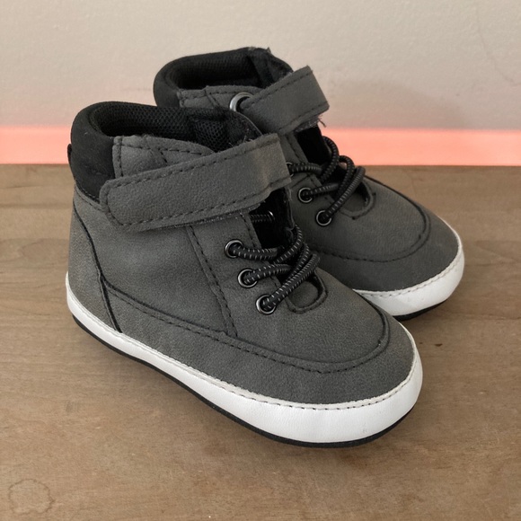 The Children's Place Other - Baby boy shoes 6-12 months